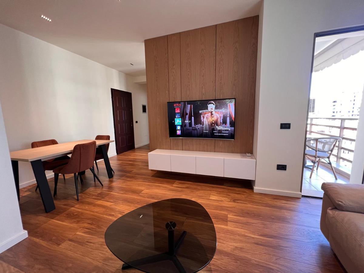 Apartment Skanderbeg Square Center Tirana