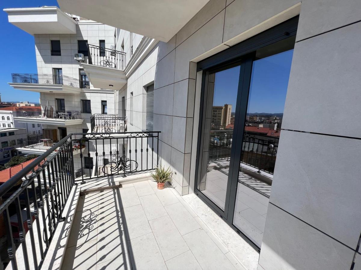 Apartment Skanderbeg Square Center *