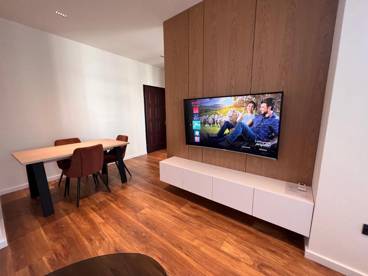 Skanderbeg Square Center Apartmán *