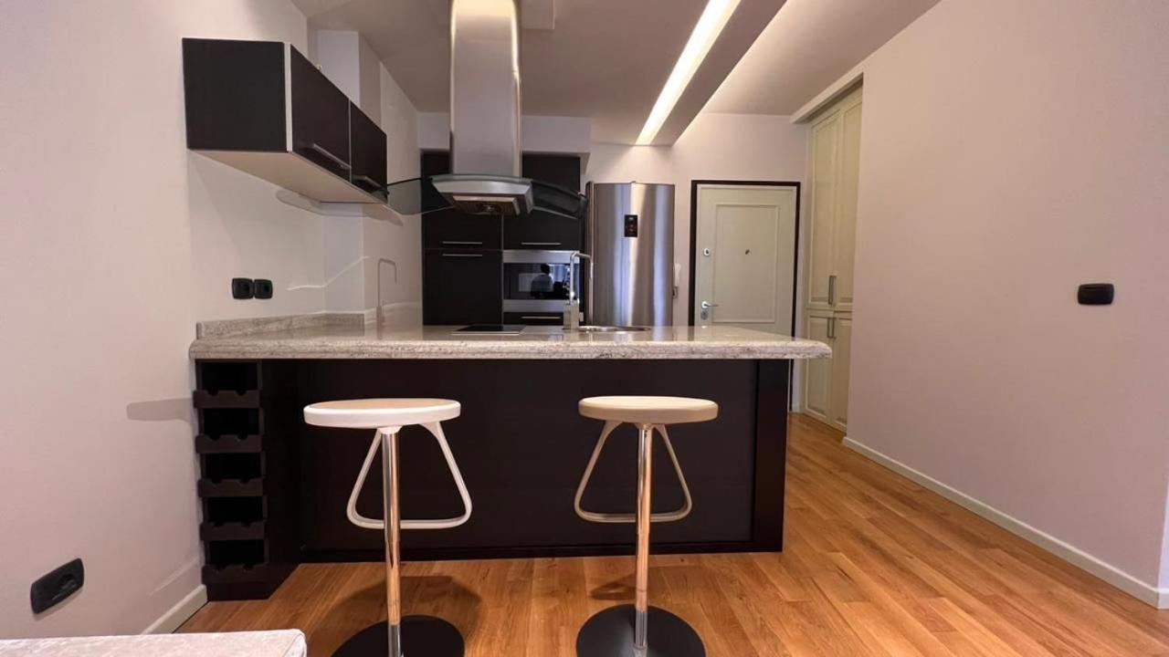 Apartmán Skanderbeg Square Center *